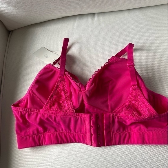 Nwt Barbiecore bralette - Picture 4 of 7